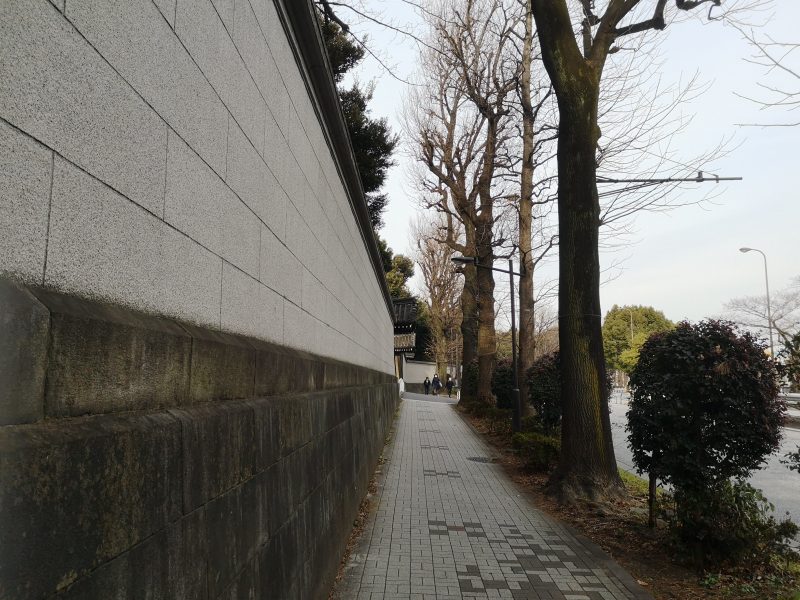 歩道が斜め